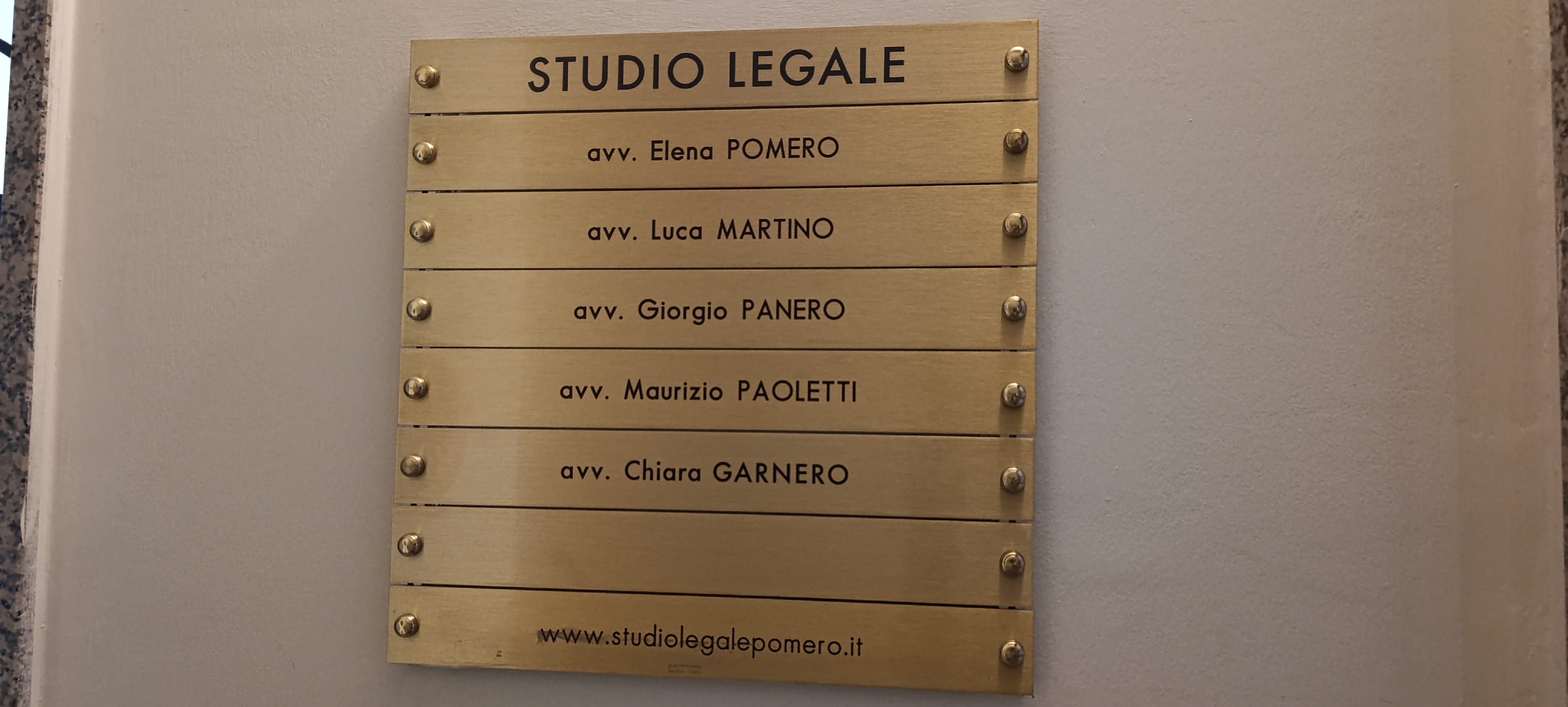 Targa in ottone Studio Legale Pomero